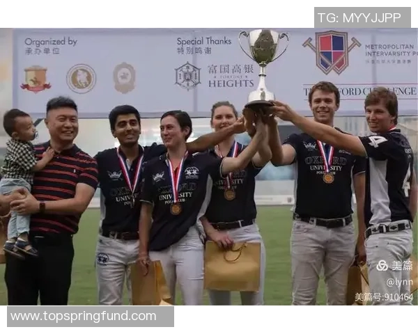 足球明星同款香槟杯子让你在聚会中尽显奢华与品味的完美选择